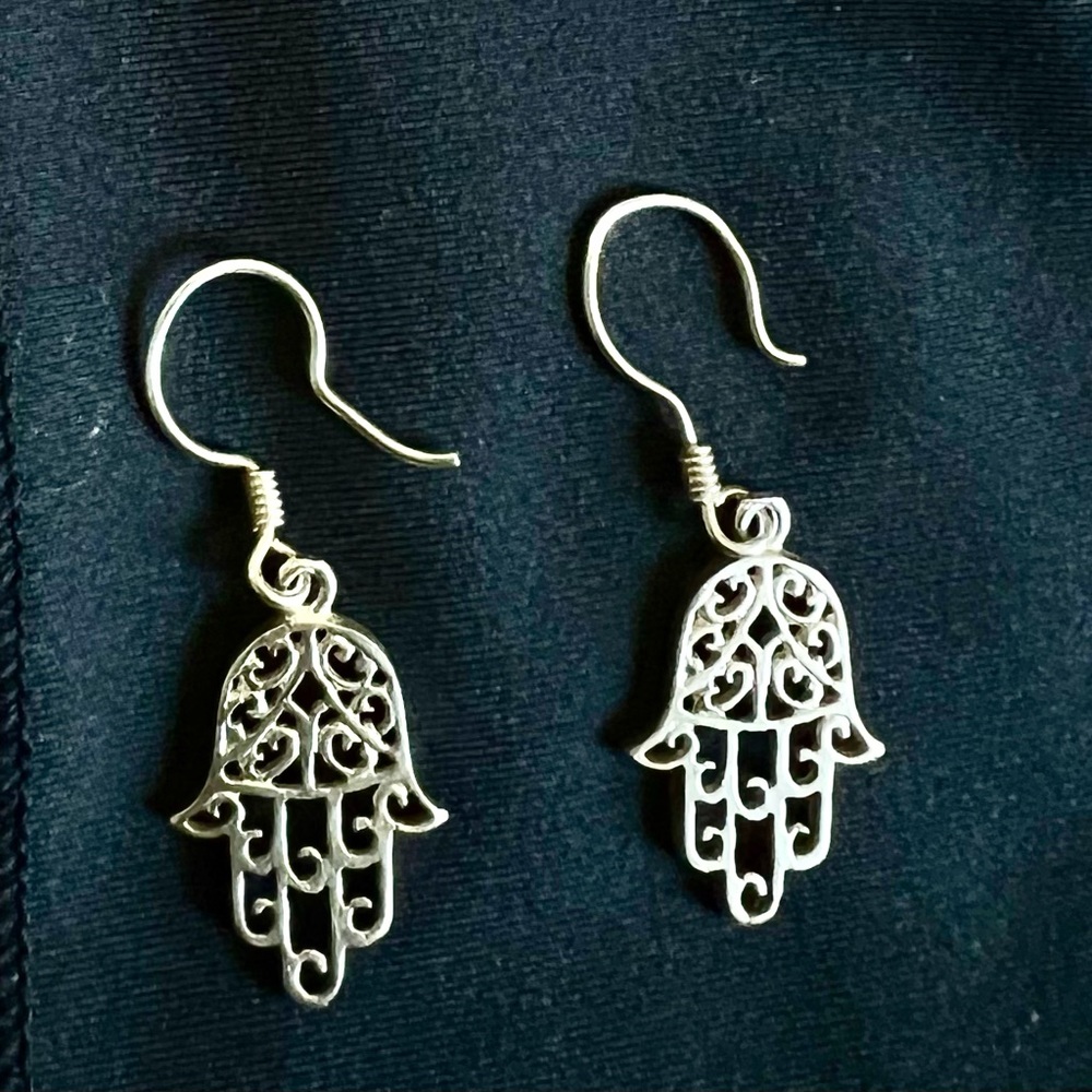 HAMSA SYMBOL silver earrings